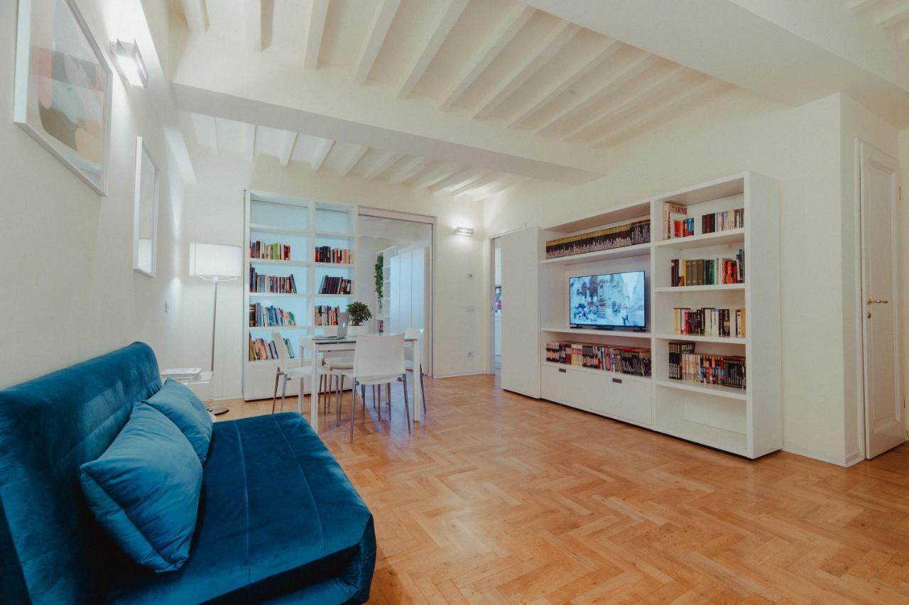 Vista E Tetti Ai Canacci Apartamento